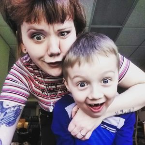 Meet your Posher, Sky